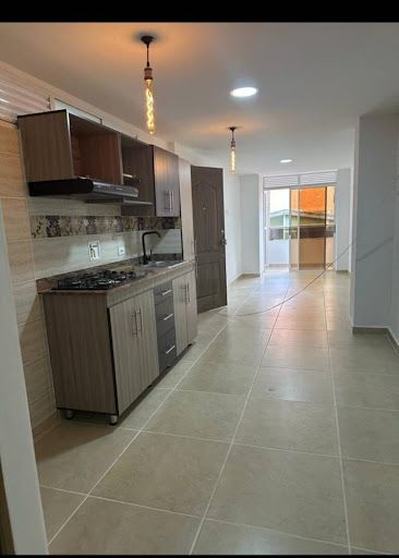 Apartamento en arriendo Antioquia Medellín Miravalle 70 m2 Habitaciones 3 Baños 2 Garajes 1 Precio $3000000