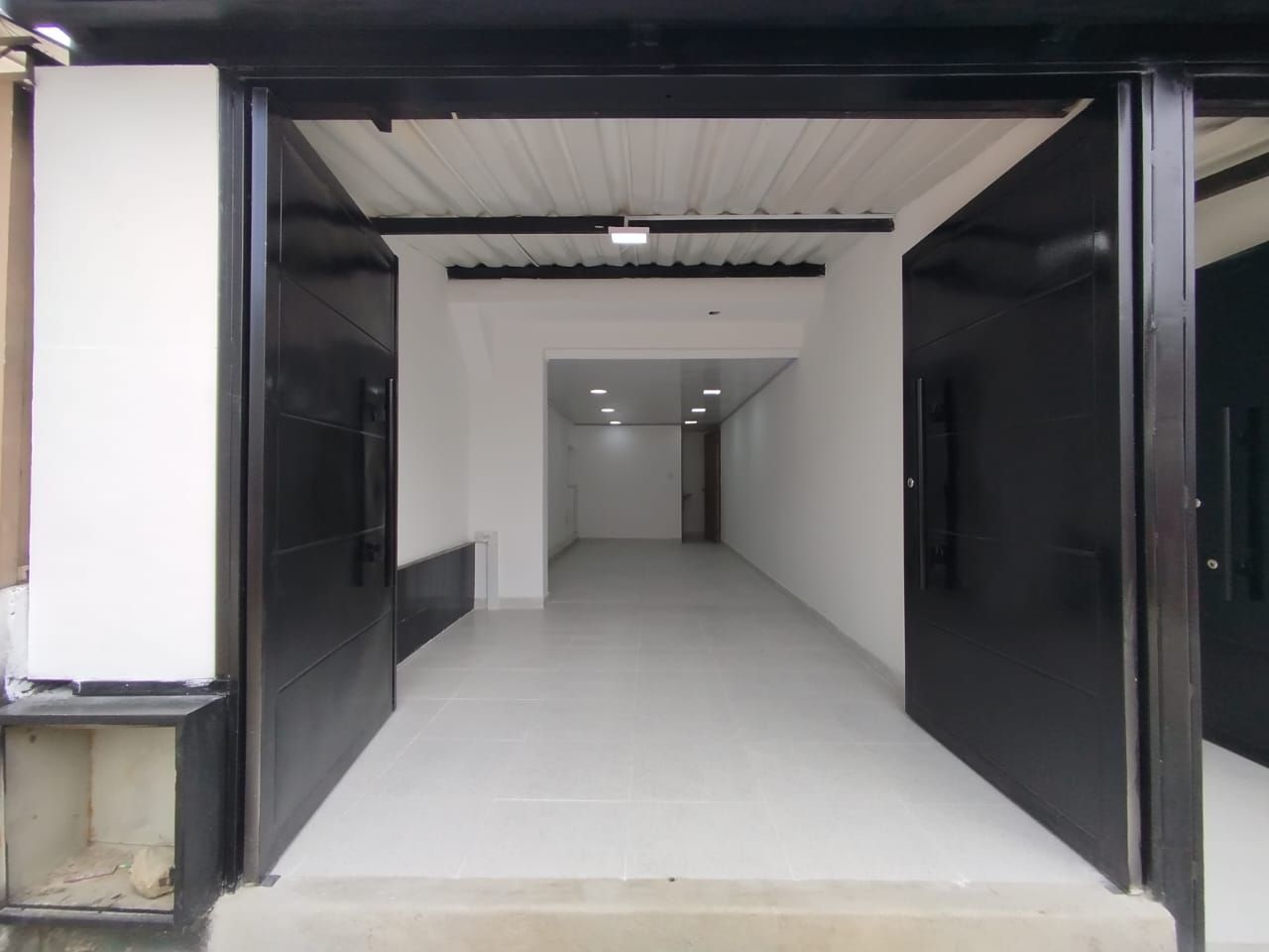 Local en arriendo Cundinamarca Bogotá Marsella 30 m2 Habitaciones 0 Baños 1 Garajes 0 Precio $2350000