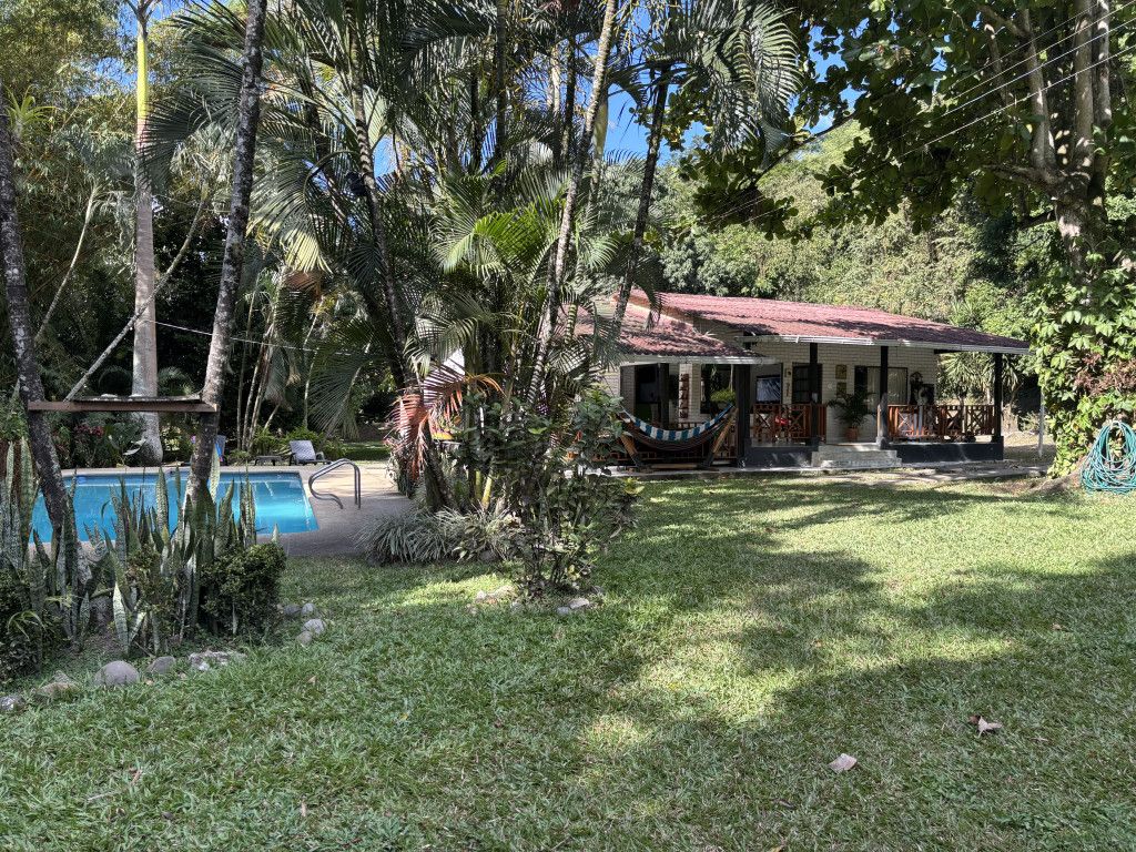 Lote en venta Cundinamarca Villeta Br San Francisco 480 m2 Habitaciones 0 Baños 8 Garajes 5 Precio $3500000000