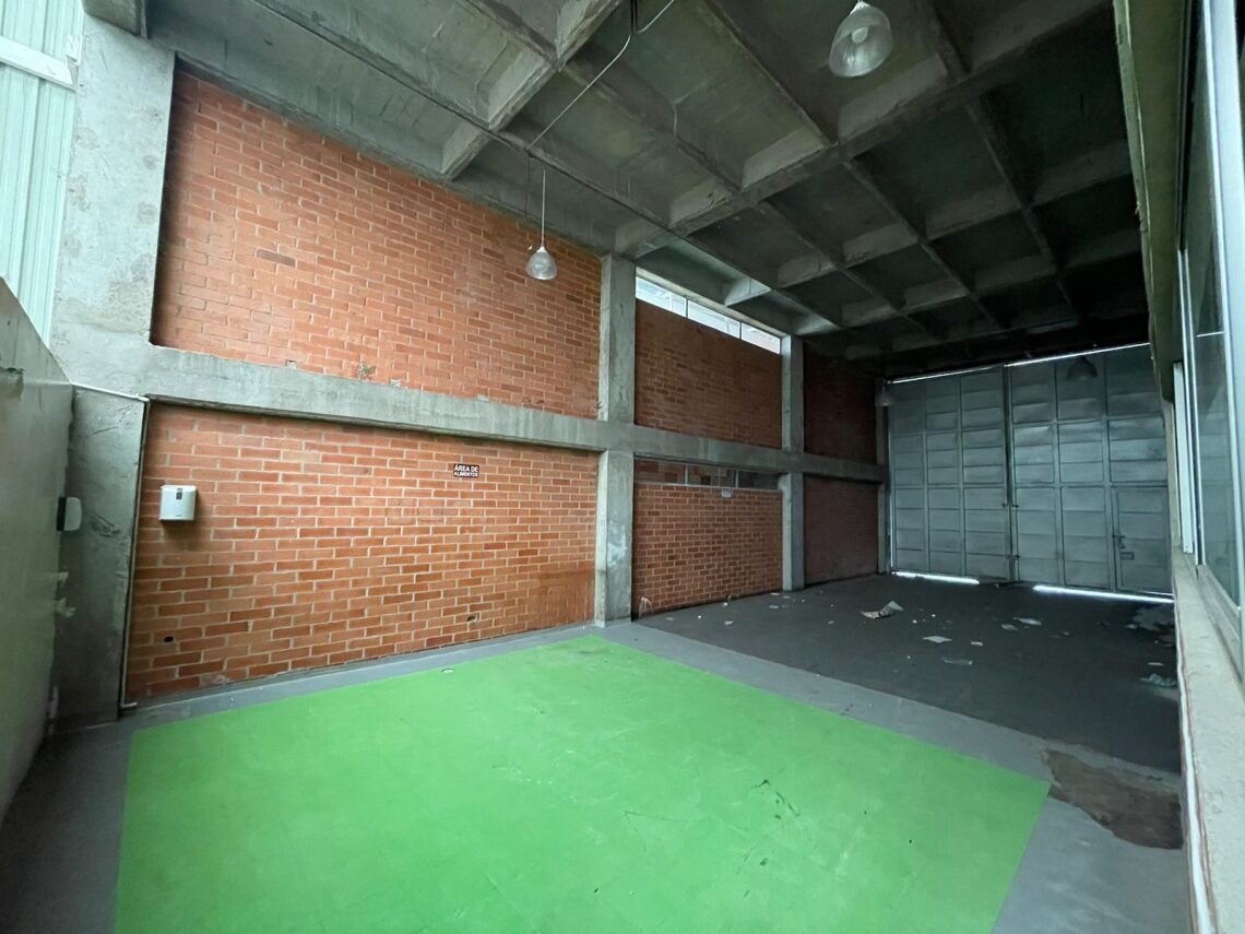 Edificio en arriendo Cundinamarca Bogotá Toberin 2200 m2 Habitaciones 0 Baños 14 Garajes 0 Precio $35000000