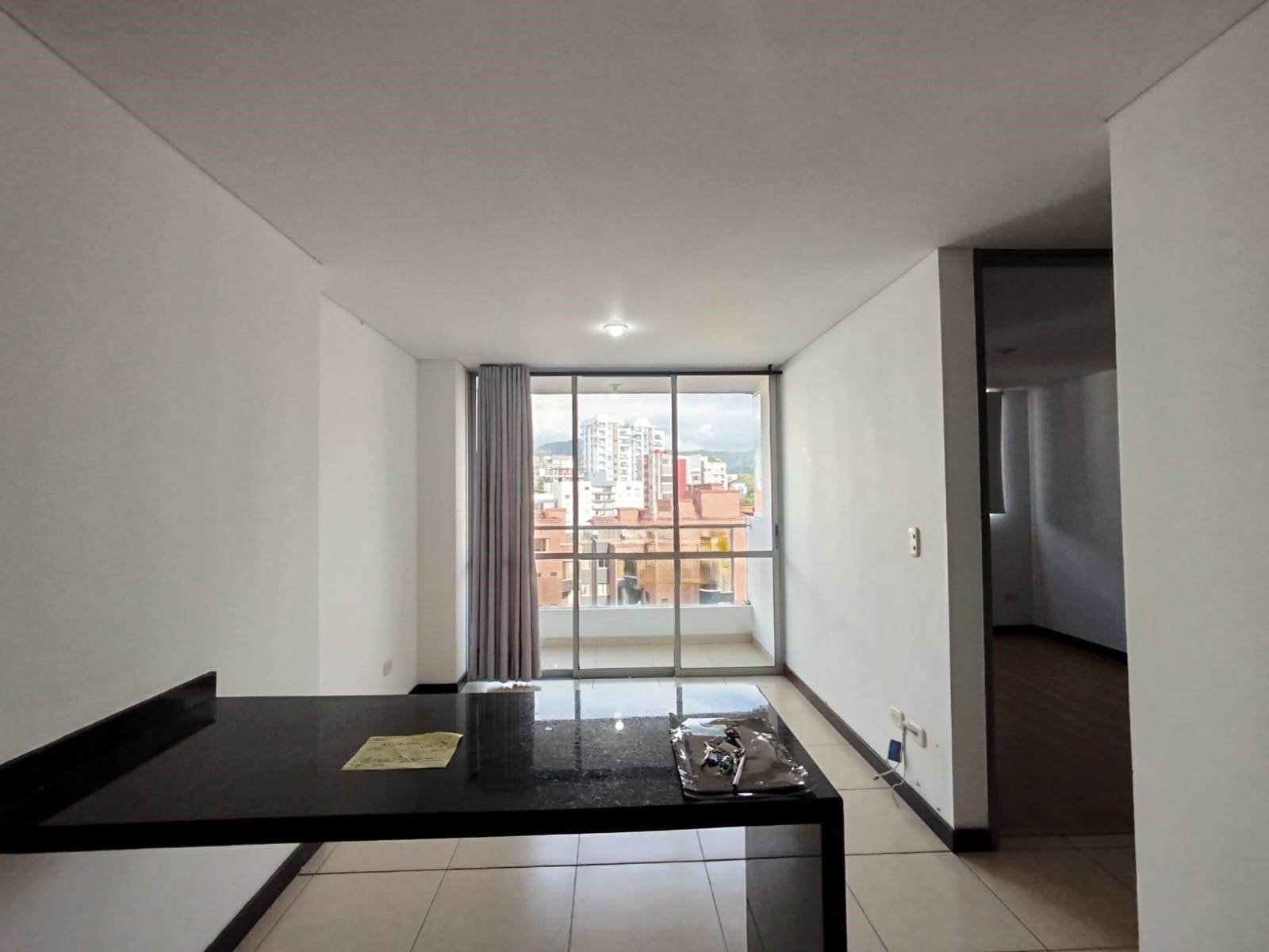 Apartaestudio en arriendo Risaralda Pereira Los Alamos 36 m2 Habitaciones 1 Baños 2 Garajes 1 Precio $1600000