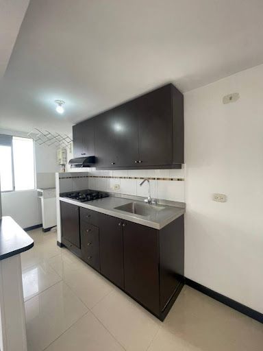 Apartamento en arriendo Antioquia Medellín Asomadera No2 70 m2 Habitaciones 2 Baños 2 Garajes 1 Precio $2500000