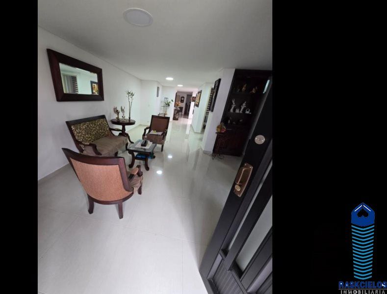 Casa en venta Antioquia Medellín Miravalle 192 m2 Habitaciones 3 Baños 3 Garajes 0 Precio $850000000