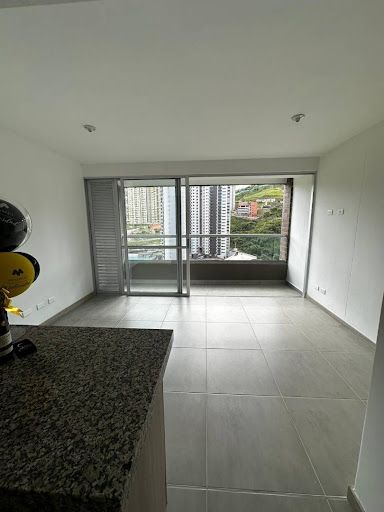 Apartamento en arriendo Antioquia Medellín Santa Rosa De Lima 60 m2 Habitaciones 3 Baños 2 Garajes 1 Precio $3000000