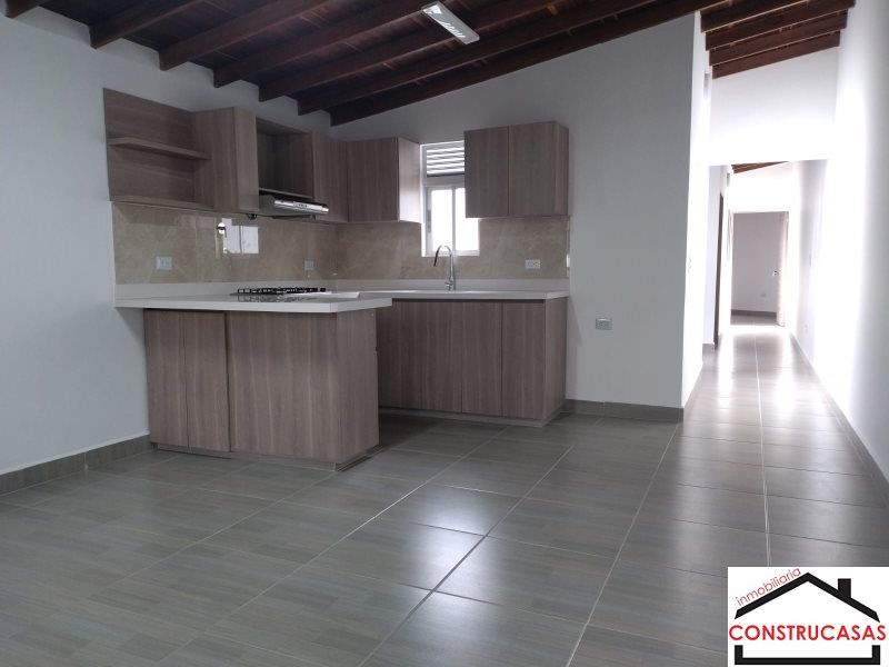 Apartamento en arriendo Antioquia Medellín La Colina 70 m2 Habitaciones 2 Baños 2 Garajes 0 Precio $2600000