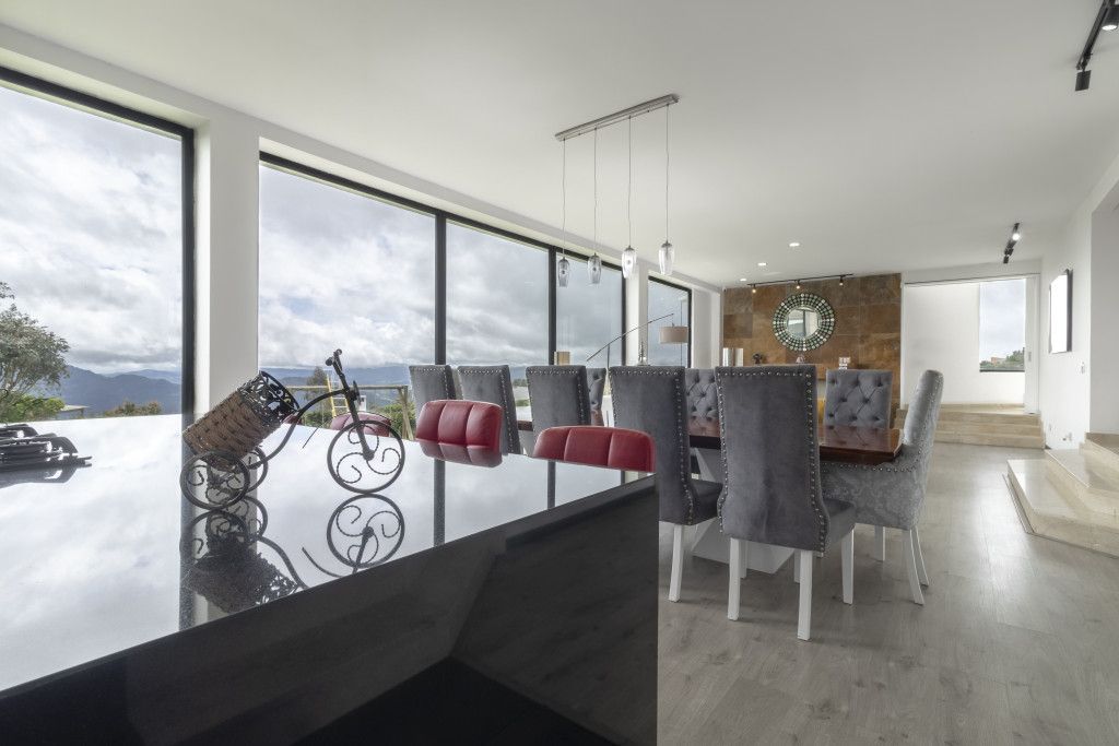 Casa en venta Cundinamarca Sopó Sopó 317 m2 Habitaciones 5 Baños 5 Garajes 4 Precio $2100000000