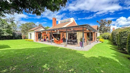 Casa en venta Cundinamarca Bogotá Casa Blanca 1860 m2 Habitaciones 4 Baños 4 Garajes 3 Precio $1990000000