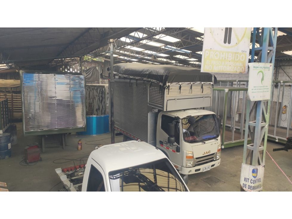 Bodega en arriendo Cundinamarca Bogotá Centenario 1515 m2 Habitaciones 0 Baños 3 Garajes 7 Precio $42420000