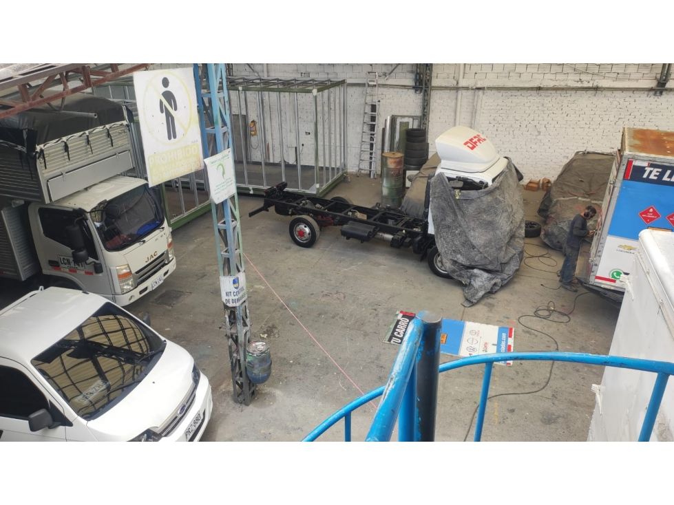 Bodega en arriendo Cundinamarca Bogotá Centenario 675 m2 Habitaciones 0 Baños 3 Garajes 7 Precio $17920000