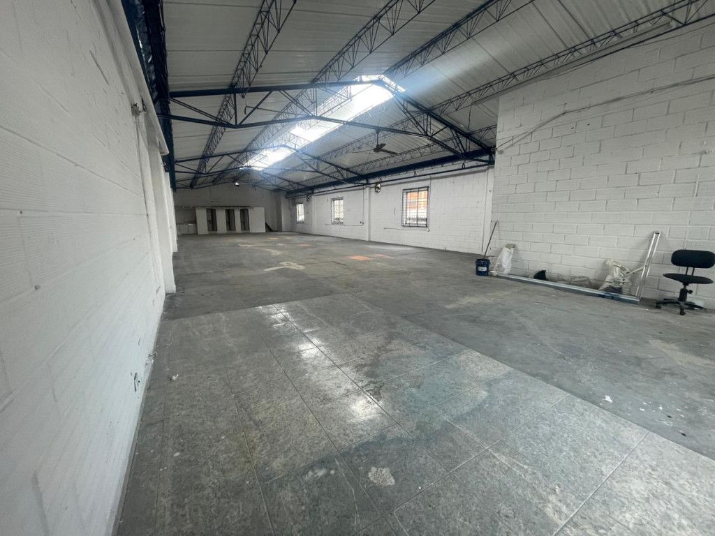 Bodega en venta Antioquia Itagüí Santa Maria Et Ii 317 m2 Habitaciones 0 Baños 5 Garajes 0 Precio $1100000000