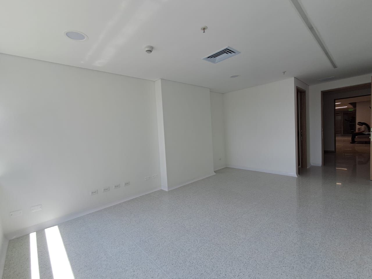 Consultorio en arriendo Antioquia Medellín Simesa 38 m2 Habitaciones 0 Baños 1 Garajes 0 Precio $4500000