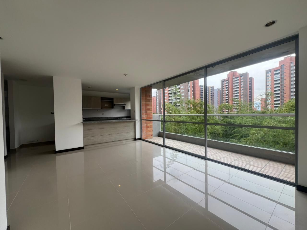 Apartamento en arriendo Antioquia Envigado El Chinguí 89 m2 Habitaciones 3 Baños 3 Garajes 1 Precio $4150000