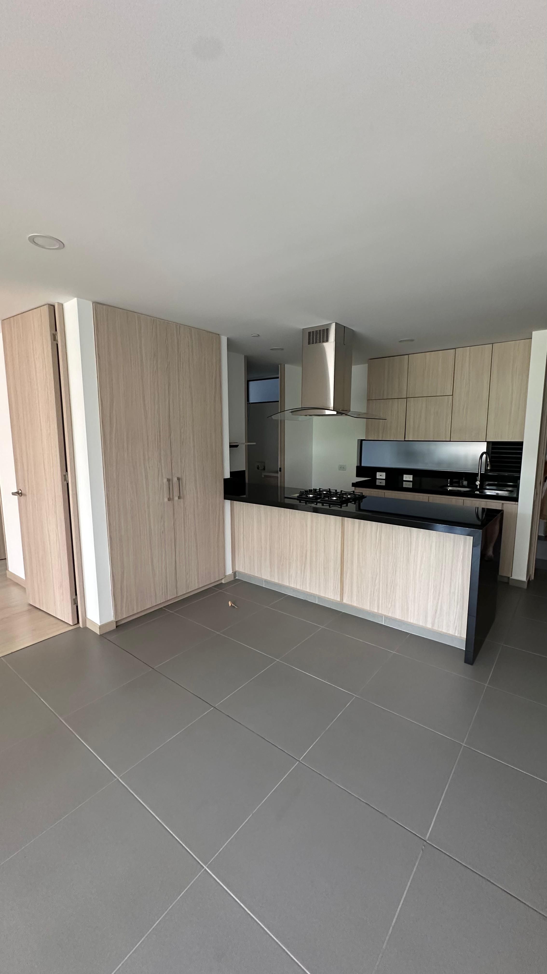 Apartamento en arriendo Antioquia Envigado La Mesa 63 m2 Habitaciones 1 Baños 2 Garajes 1 Precio $3400000