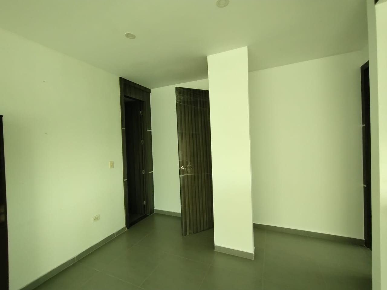 Apartamento en arriendo Atlántico Barranquilla Andalucia 38 m2 Habitaciones 1 Baños 1 Garajes 2 Precio $3400000