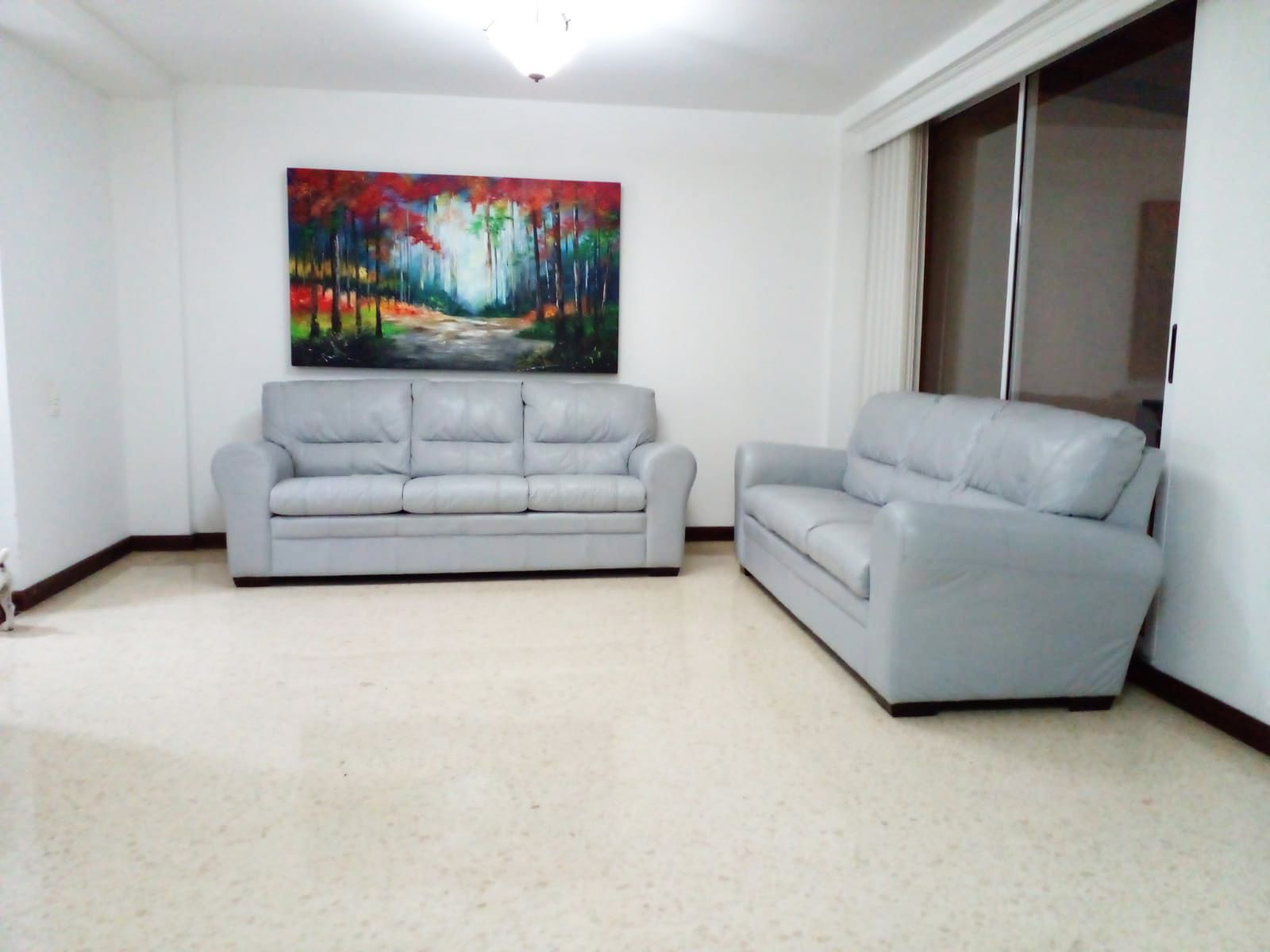 Casa en arriendo Antioquia Envigado La Pradera 308 m2 Habitaciones 4 Baños 3 Garajes 2 Precio $13200000