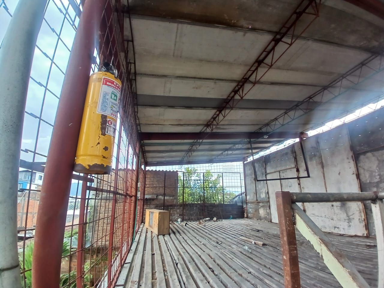 Bodega en arriendo Risaralda Pereira Berlin 360 m2 Habitaciones 0 Baños 1 Garajes 0 Precio $4500000