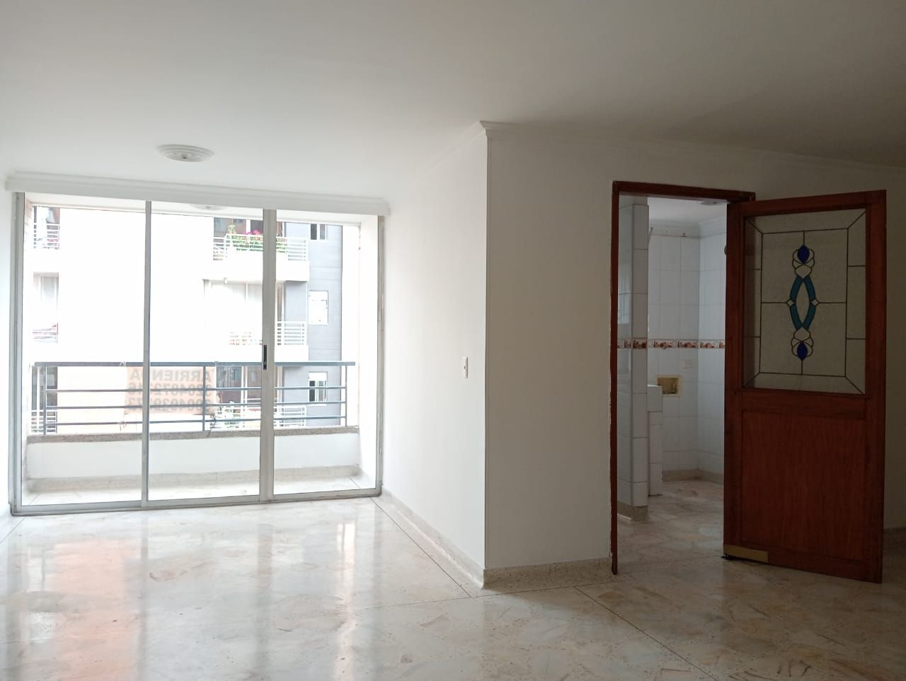 Apartamento en arriendo Antioquia Medellín Las Acacias 85 m2 Habitaciones 3 Baños 2 Garajes 1 Precio $3200000
