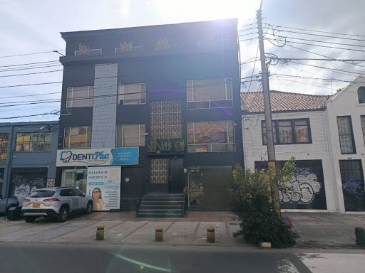Local en arriendo Cundinamarca Bogotá San Luis 60 m2 Habitaciones 0 Baños 1 Garajes 0 Precio $2400000