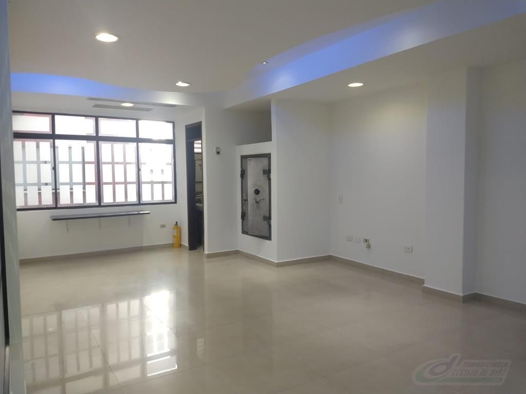 Oficina en venta Santander Bucaramanga Antonia Santos Centro 33 m2 Habitaciones 0 Baños 1 Garajes 0 Precio $92000000
