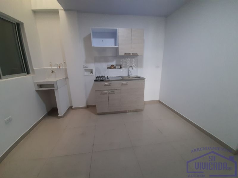 Apartamento en arriendo Antioquia Medellín Shellmar 40 m2 Habitaciones 2 Baños 1 Garajes 0 Precio $1500000