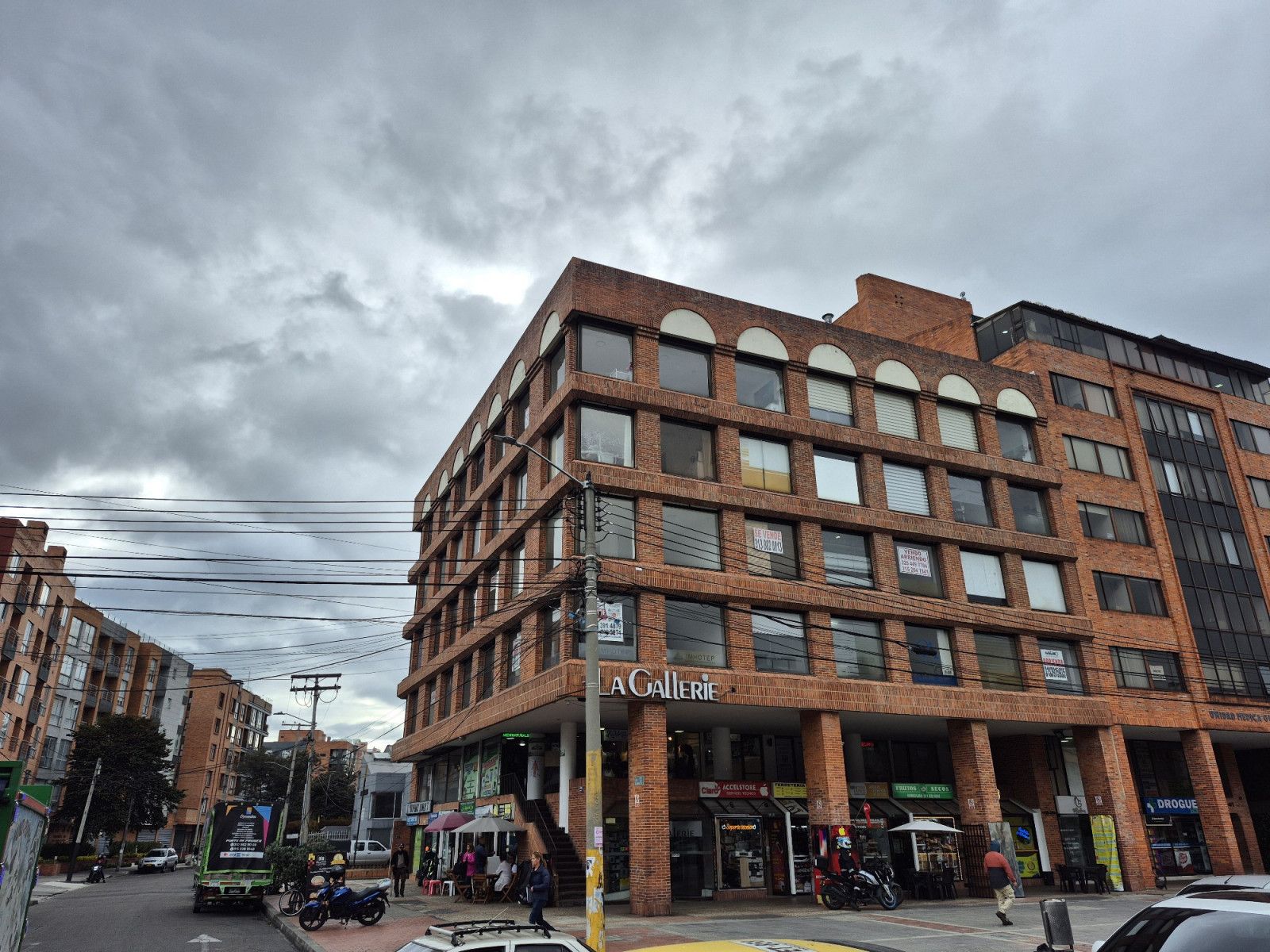 Oficina en venta Cundinamarca Bogotá Santa Barbara Occidental 14 m2 Habitaciones 0 Baños 1 Garajes 0 Precio $99000000