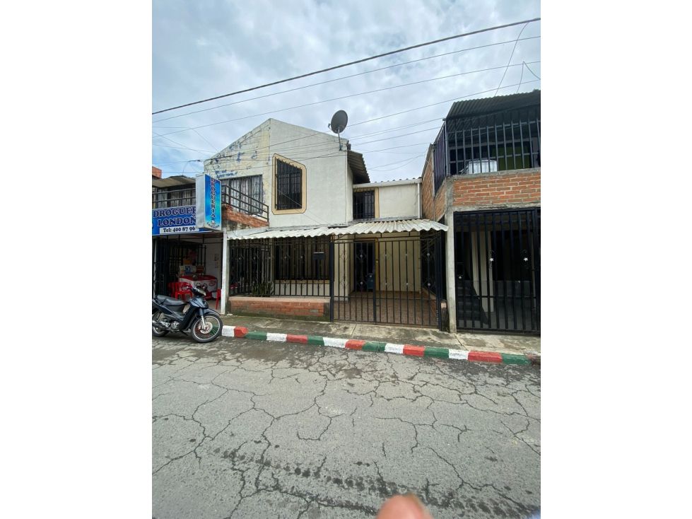 Casa en venta Valle Del Cauca Cali Puerta Del Sol 80 m2 Habitaciones 3 Baños 2 Garajes 0 Precio $180000000