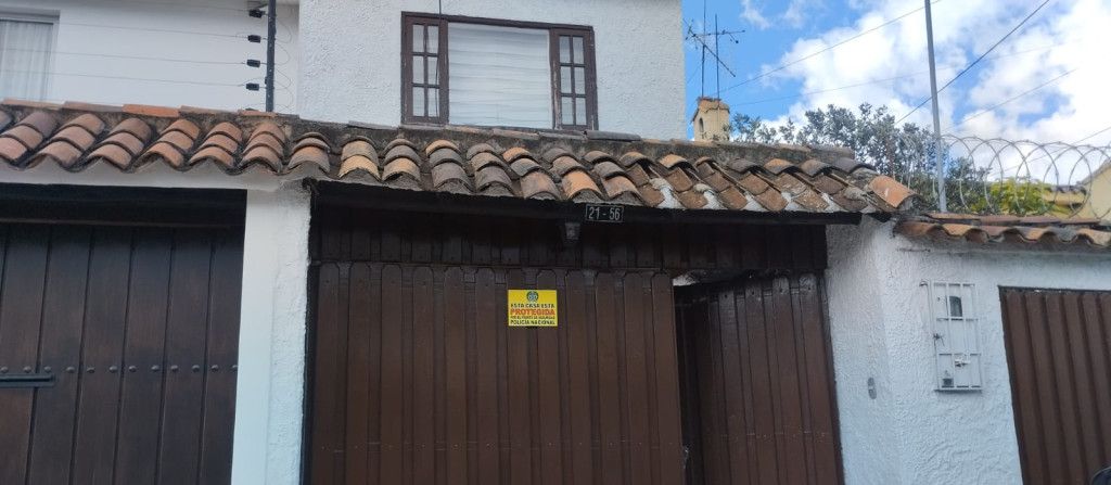 Casa en venta Cundinamarca Bogotá Las Margaritas 166 m2 Habitaciones 3 Baños 4 Garajes 3 Precio $1000000000