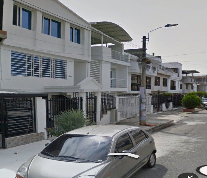 Edificio en venta Valle Del Cauca Cali Caney 270 m2 Habitaciones 8 Baños 3 Garajes 1 Precio $570000000