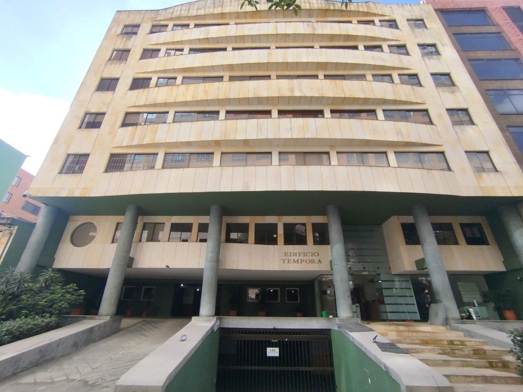 Oficina en arriendo Cundinamarca Bogotá Lago Gaitan 53 m2 Habitaciones 0 Baños 2 Garajes 1 Precio $2470000