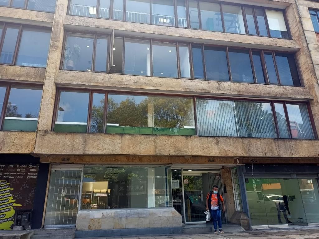 Local en arriendo Cundinamarca Bogotá Antiguo Country 150 m2 Habitaciones 0 Baños 2 Garajes 0 Precio $9850000