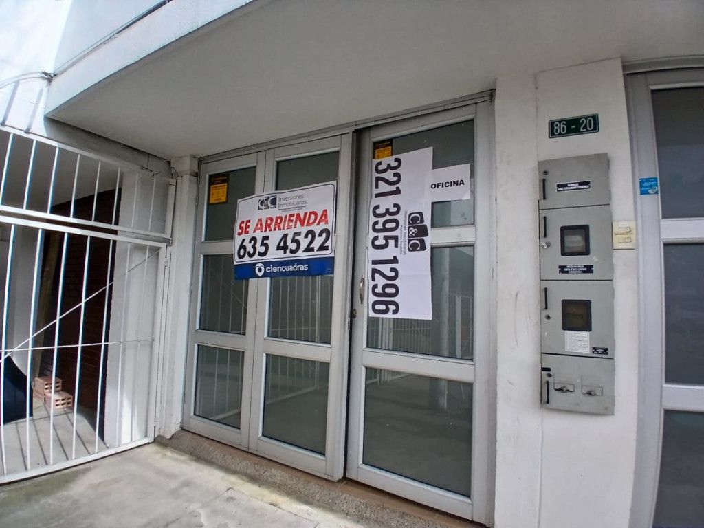 Oficina en arriendo Cundinamarca Bogotá Capellanía 72 m2 Habitaciones 0 Baños 2 Garajes 0 Precio $3350000