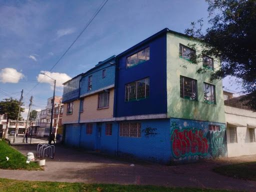 Casa en venta Cundinamarca Bogotá Bonanza 320 m2 Habitaciones 5 Baños 4 Garajes 2 Precio $690000000