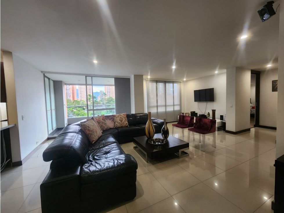 Apartamento en arriendo o venta Antioquia Medellín Los Balsos No1 145 m2 Habitaciones 2 Baños 3 Garajes 2 Precio venta $1100000000 Precio arriendo $7660000