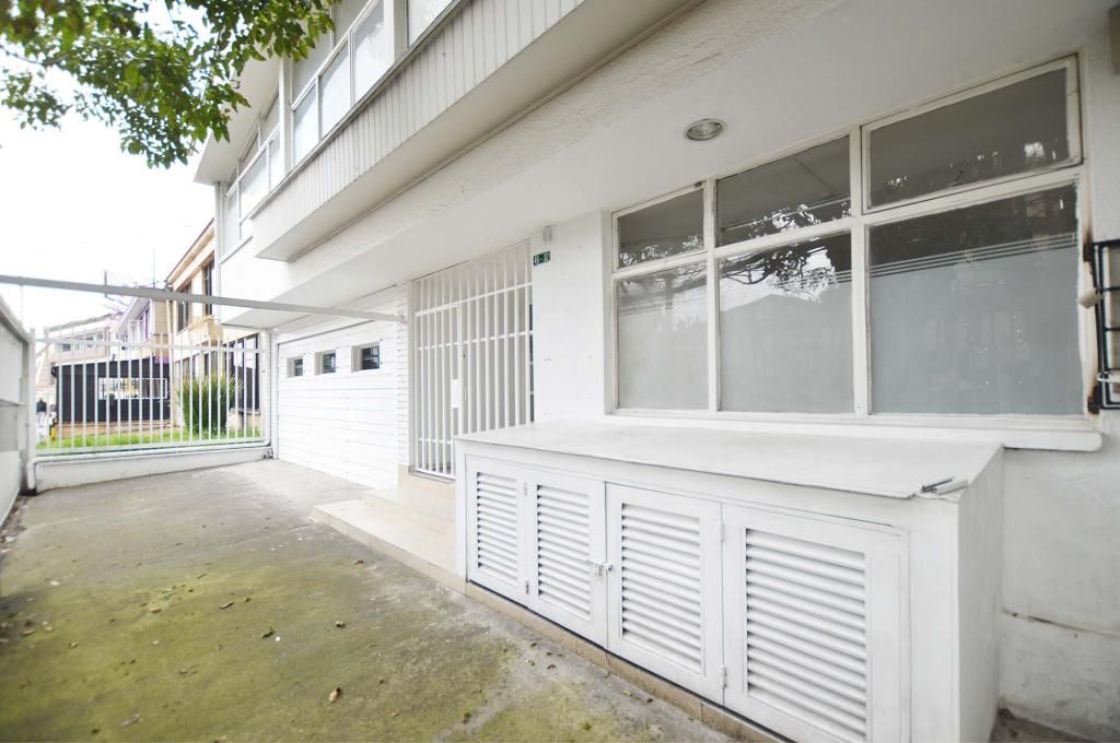 Casa en arriendo Cundinamarca Bogotá La Castellana 820 m2 Habitaciones 18 Baños 5 Garajes 2 Precio $18000000