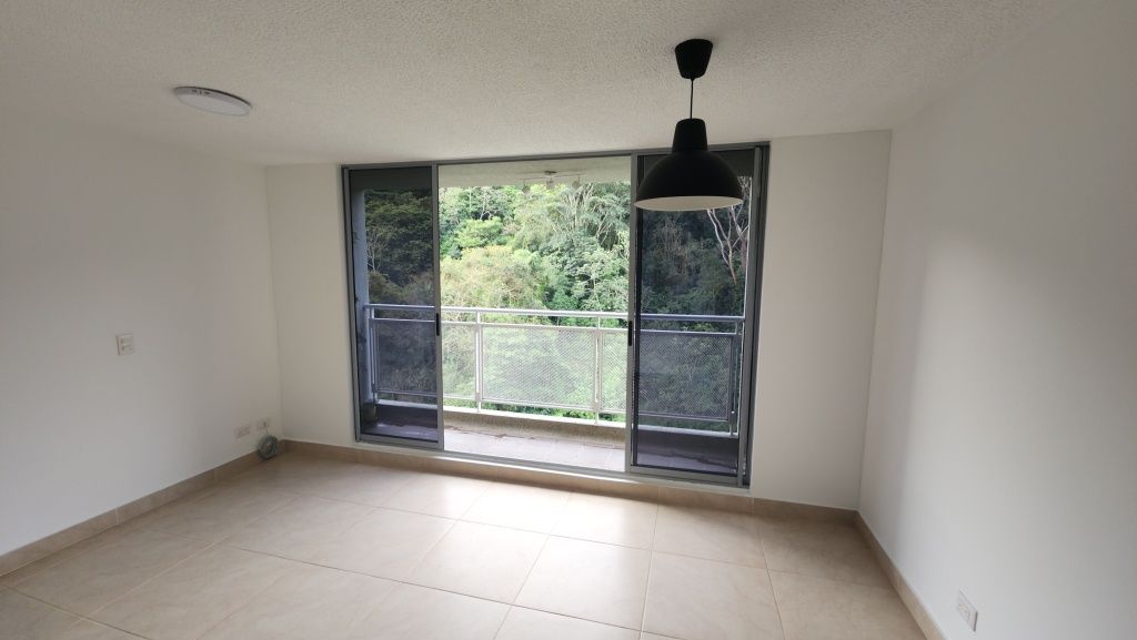 Apartamento en venta Risaralda Pereira El Poblado I Etapa 73 m2 Habitaciones 3 Baños 2 Garajes 1 Precio $415000000