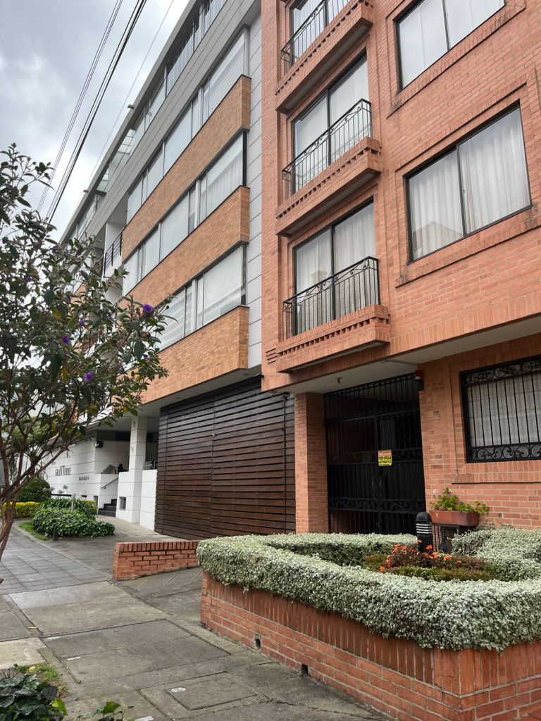 Apartamento en arriendo Cundinamarca Bogotá El Batan 107 m2 Habitaciones 3 Baños 3 Garajes 2 Precio $4500000