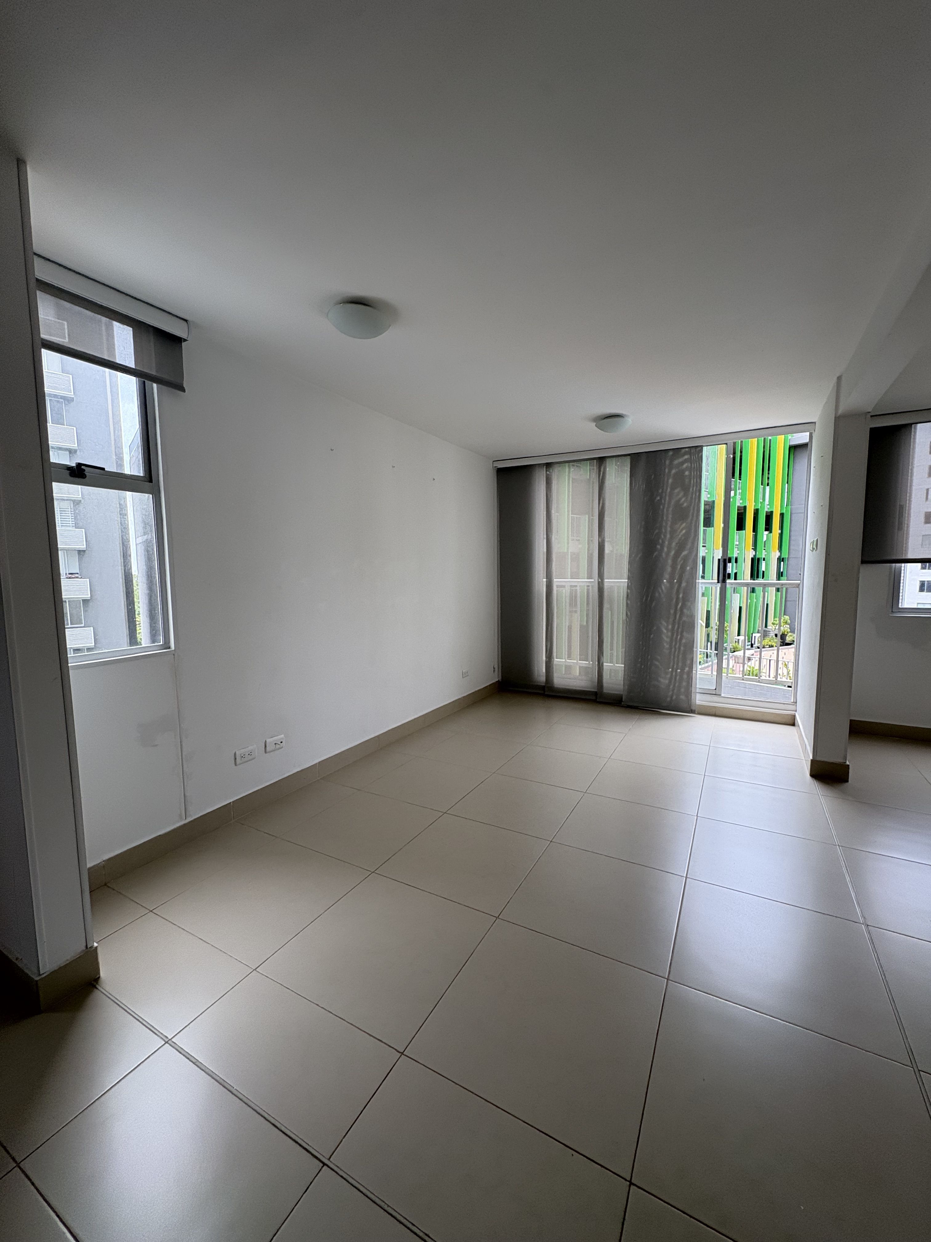 Apartamento en arriendo Atlántico Barranquilla Cr Madeira 55 m2 Habitaciones 2 Baños 2 Garajes 1 Precio $1750000