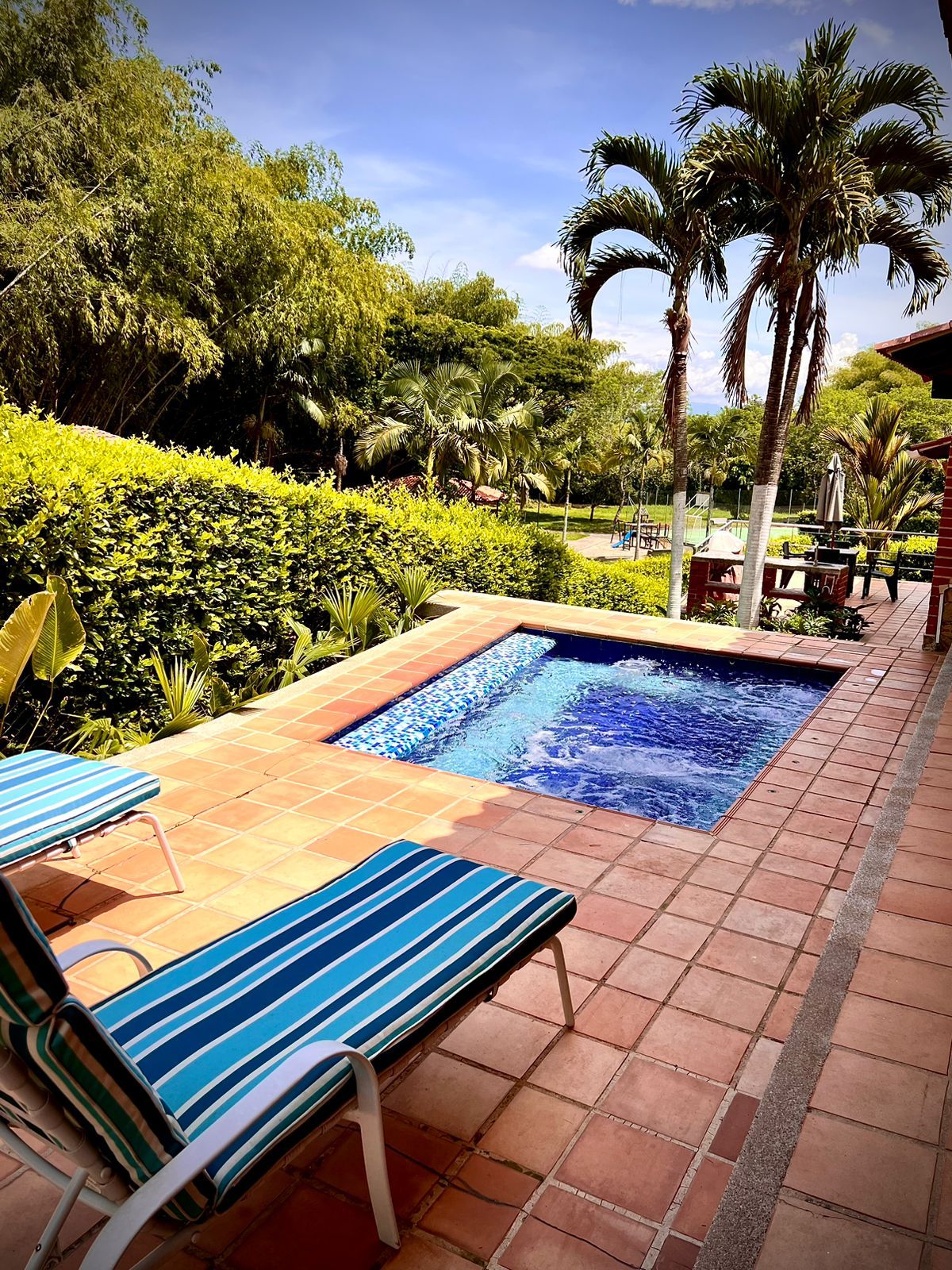 Casa Campestre en arriendo Risaralda Pereira Jardin De Velez Y Velez 270 m2 Habitaciones 4 Baños 5 Garajes 6 Precio $7500000