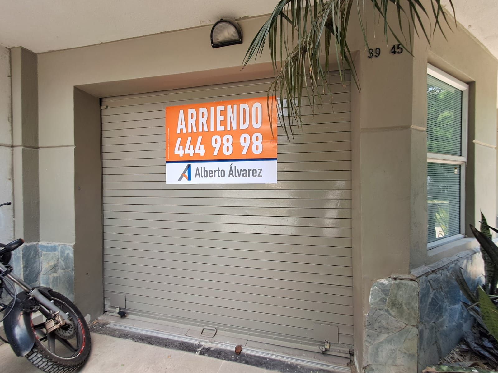 Local en arriendo Antioquia Medellín Los Conquistadores 35 m2 Habitaciones 0 Baños 1 Garajes 0 Precio $3400000
