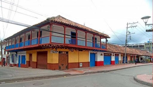 Casa en venta Cundinamarca Zipaquirá Centro 690 m2 Habitaciones 10 Baños 1 Garajes 1 Precio $2500000000