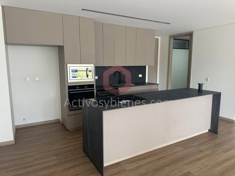 Apartamento en venta Antioquia Rionegro Rionegro 166 m2 Habitaciones 4 Baños 5 Garajes 2 Precio $1650000000