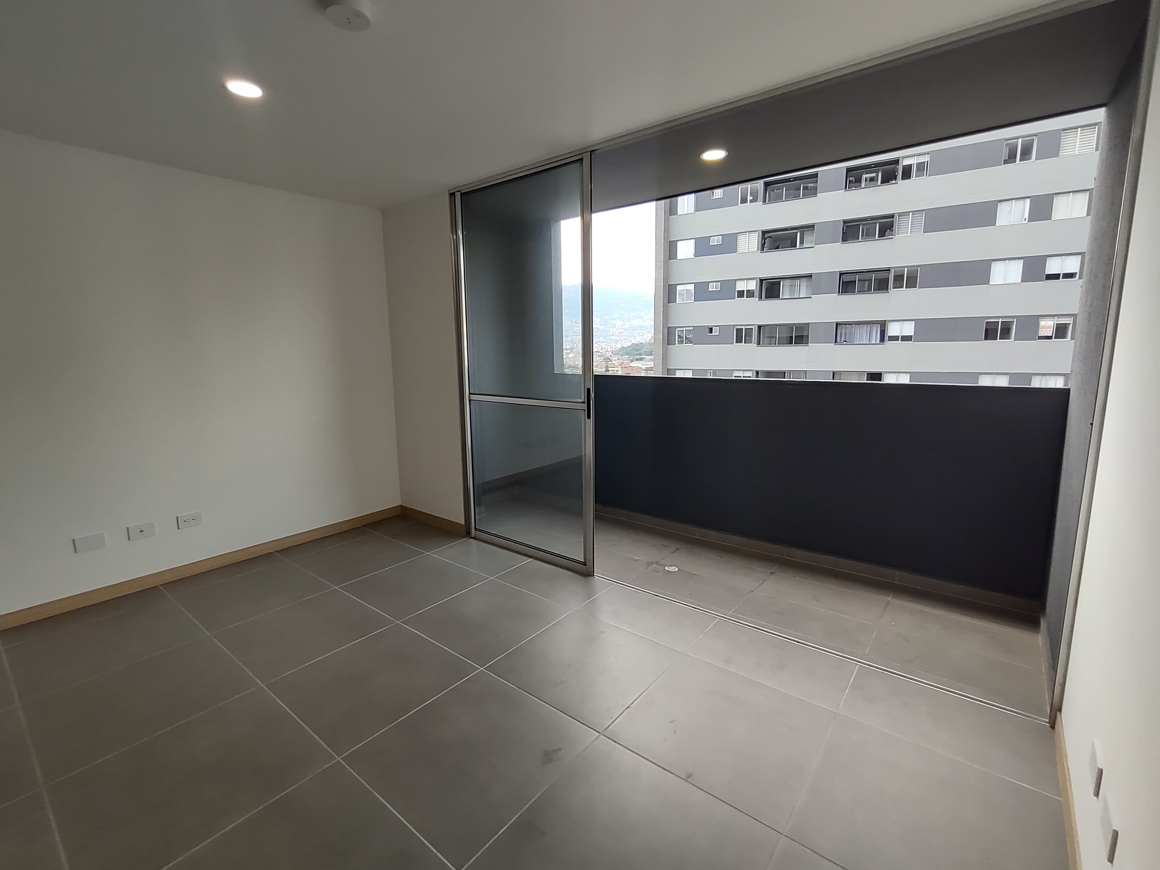 Apartamento en arriendo o venta Antioquia Medellín Santa Fe 75 m2 Habitaciones 2 Baños 2 Garajes 1 Precio venta $850000000 Precio arriendo $3850000