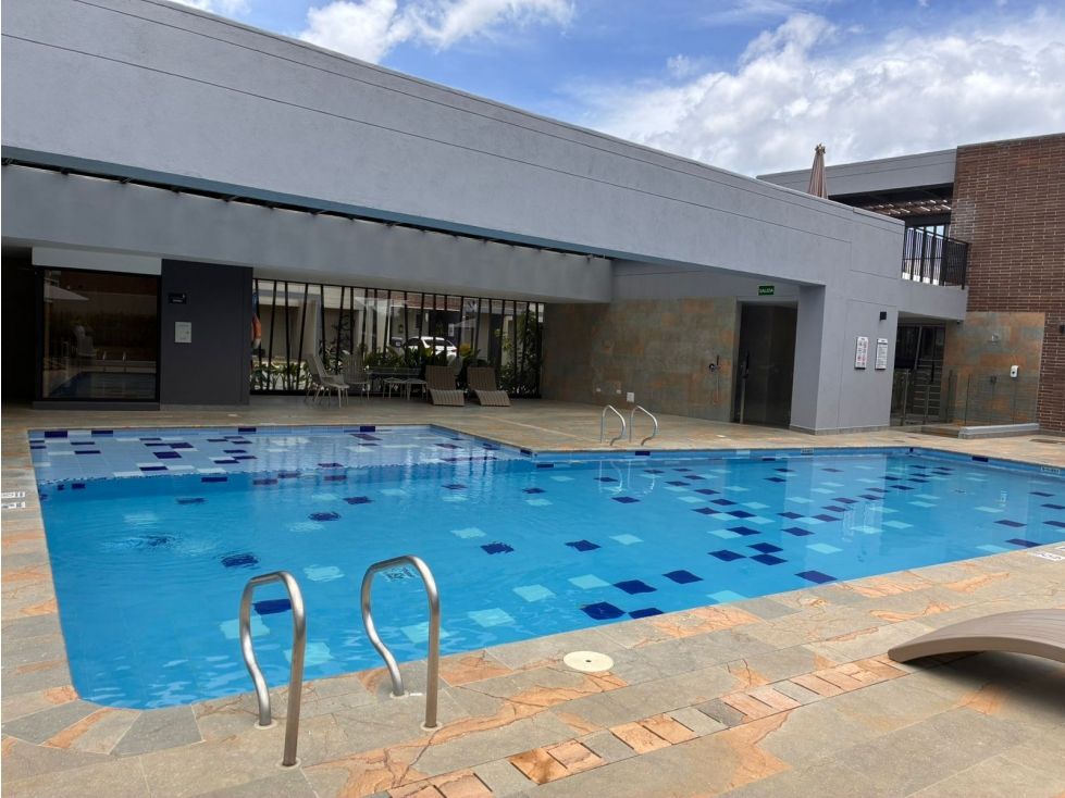 Casa en arriendo Antioquia La Ceja Centro 121 m2 Habitaciones 3 Baños 4 Garajes 1 Precio $4000000