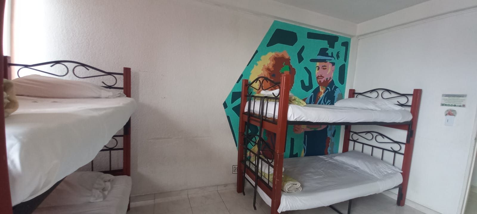 Edificio en venta Valle Del Cauca Cali Santa Bárbara 600 m2 Habitaciones 14 Baños 16 Garajes 0 Precio $1000000000