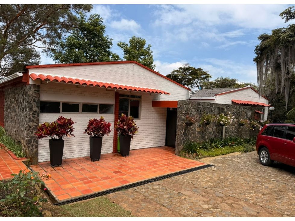 Casa Campestre en venta Valle Del Cauca Yumbo Villa Real 350 m2 Habitaciones 7 Baños 4 Garajes 7 Precio $1500000000
