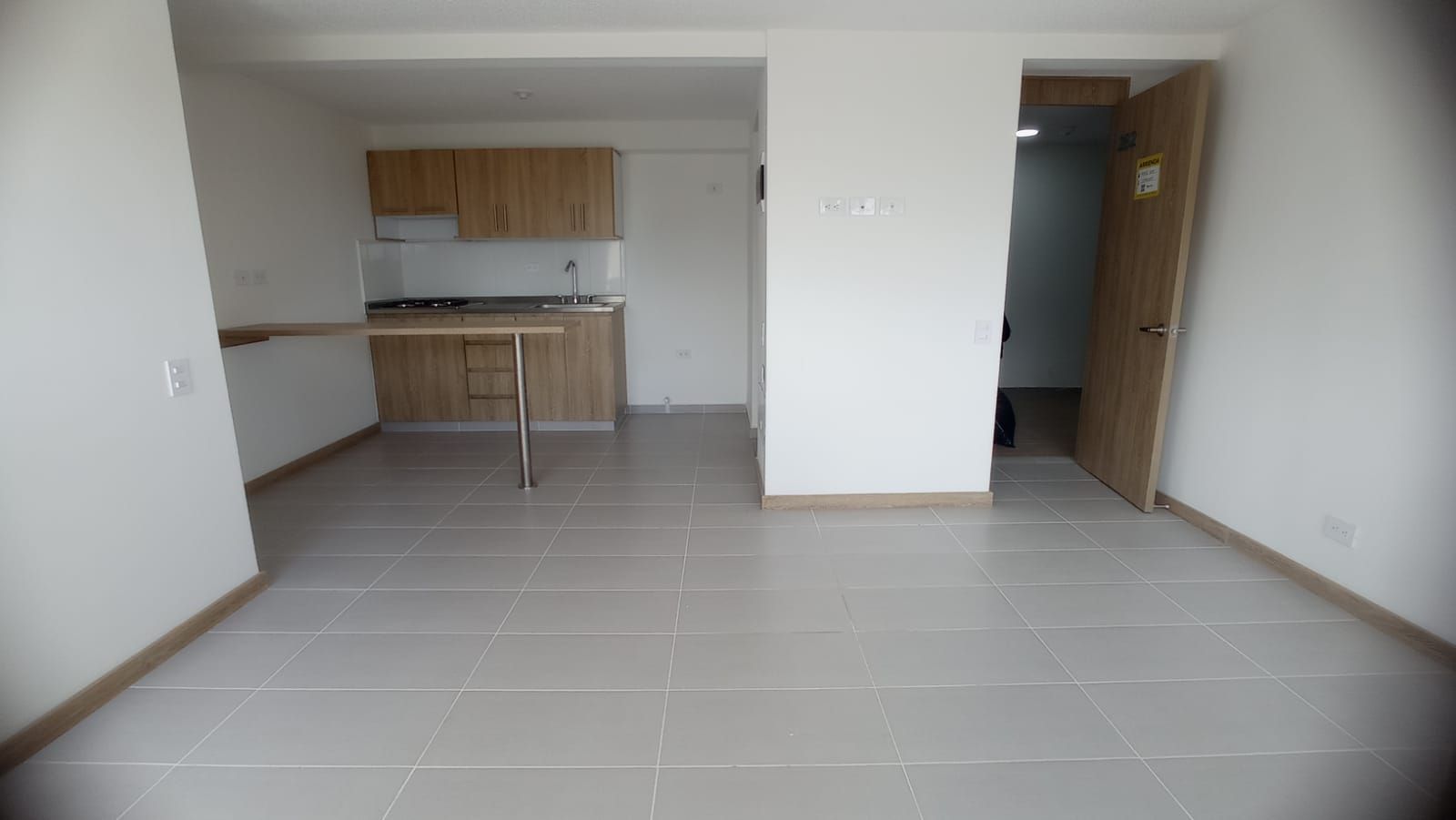 Apartamento en arriendo Antioquia Bello Urbanización Palmacía 60 m2 Habitaciones 3 Baños 2 Garajes 1 Precio $2000000