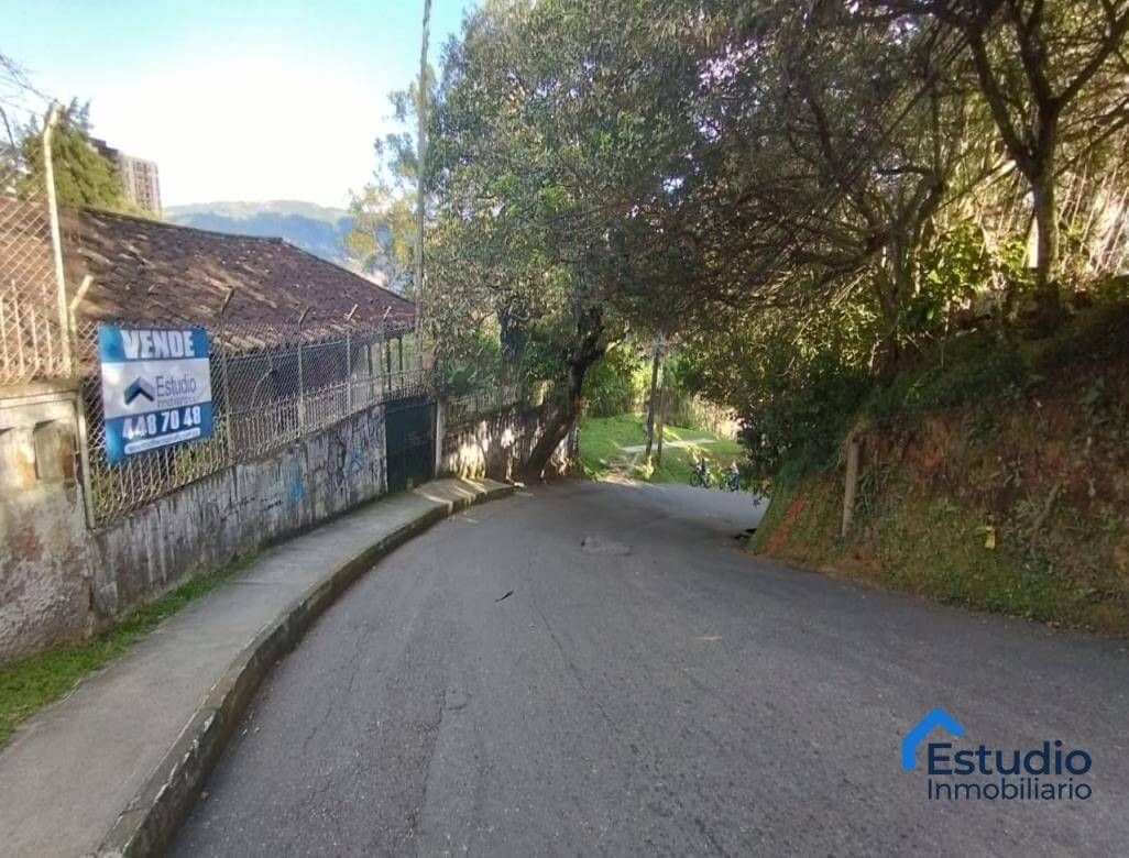 Lote Urbano en venta Antioquia Medellín Cucaracho 2400 m2 Habitaciones 0 Baños 0 Garajes 1 Precio $1200000000