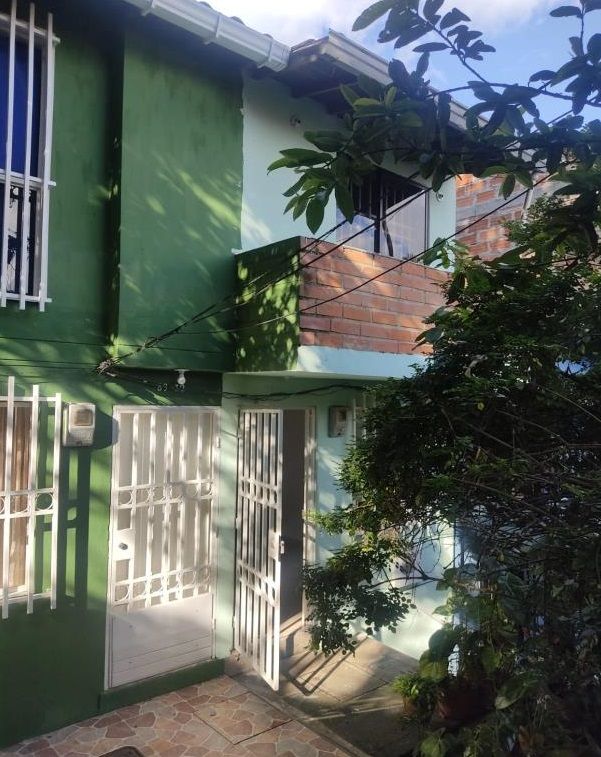 Casa en venta Antioquia Medellín Aures No1 97 m2 Habitaciones 3 Baños 2 Garajes 0 Precio $230000000