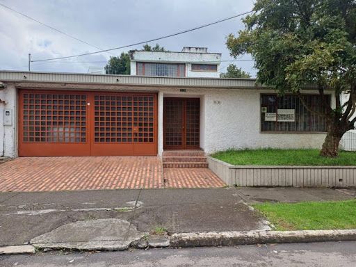Casa en venta Cundinamarca Bogotá Niza Norte 389 m2 Habitaciones 5 Baños 5 Garajes 2 Precio $1500000000