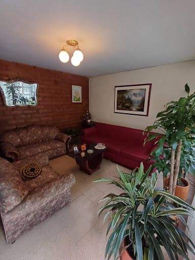 Casa en venta Antioquia Medellín El Nogal- Los Almendros 215 m2 Habitaciones 4 Baños 4 Garajes 5 Precio $2200000000